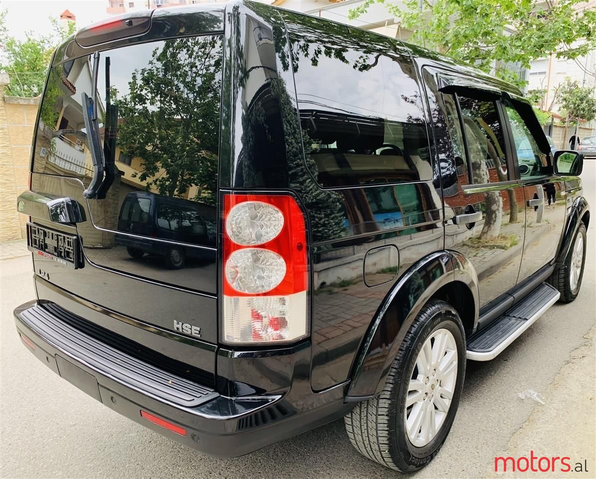 2010' Land Rover Discovery photo #2