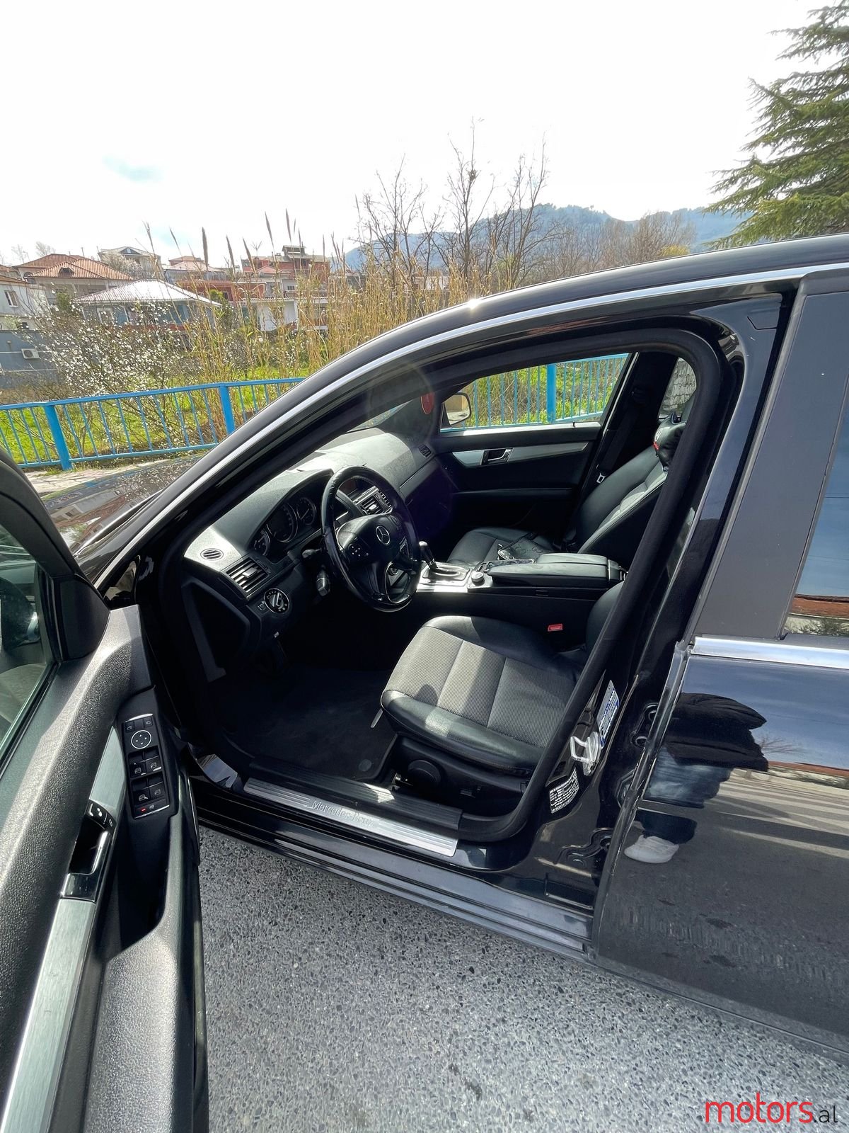 2008' Mercedes-Benz C 200 photo #6