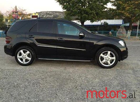 2006' Mercedes-Benz ML 320 photo #1