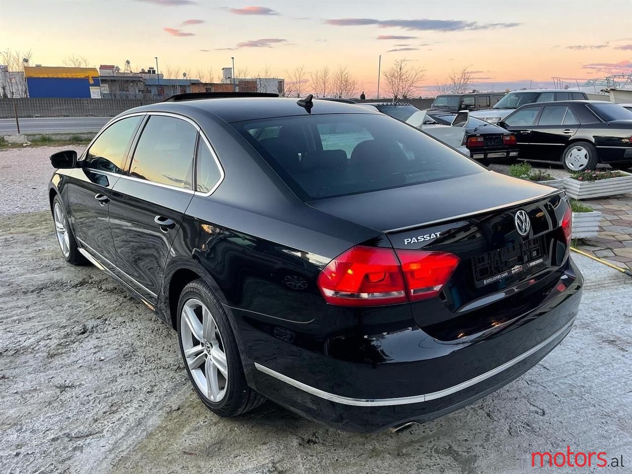 2012' Volkswagen Passat photo #2