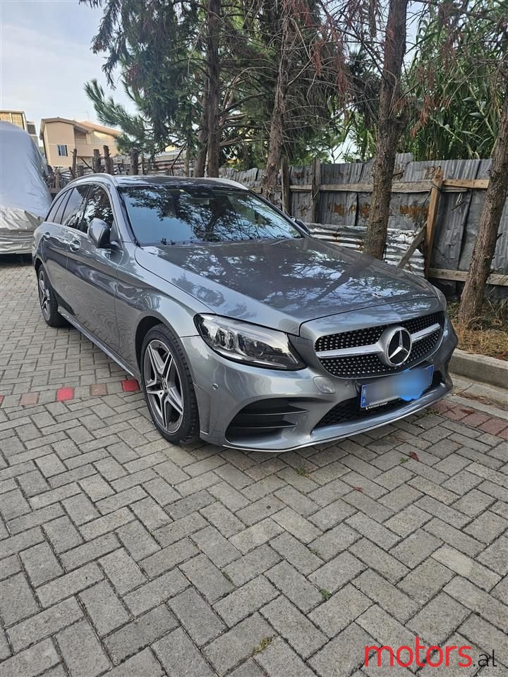 2020' Mercedes-Benz C 220 photo #1