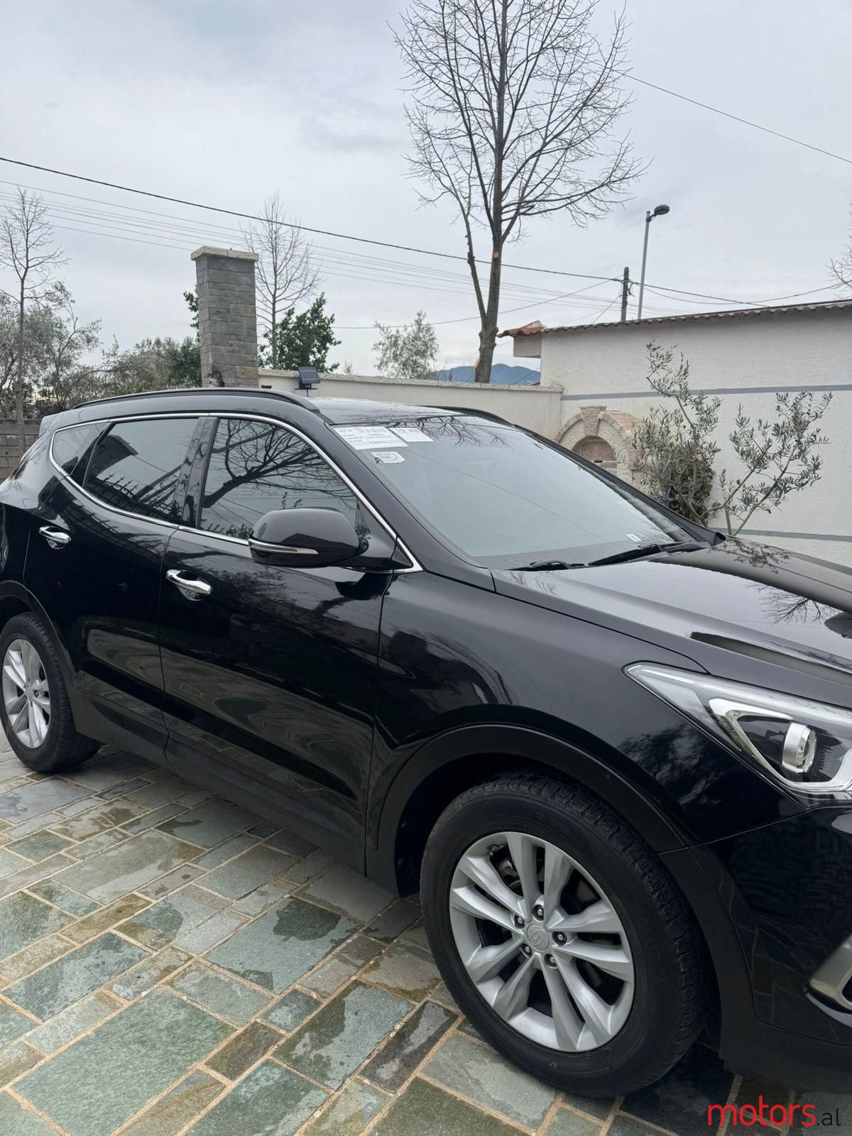 2015' Hyundai Santa Fe photo #4