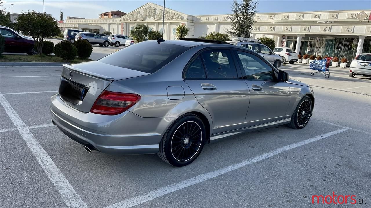 2009' Mercedes-Benz C 300 photo #4