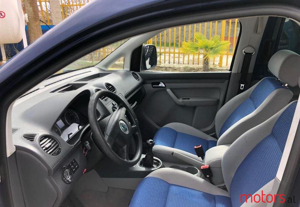 2004' Volkswagen Caddy photo #1