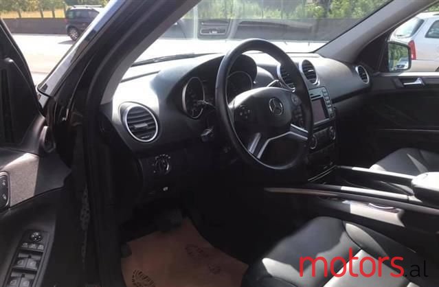 2011' Mercedes-Benz ML 350 photo #5