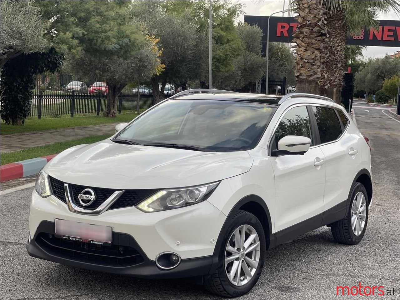 2015' Nissan Qashqai photo #1