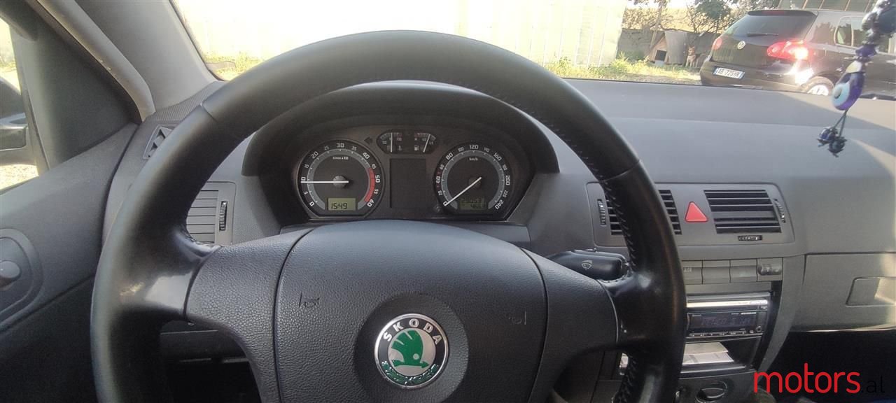 2004' Skoda Fabia photo #4