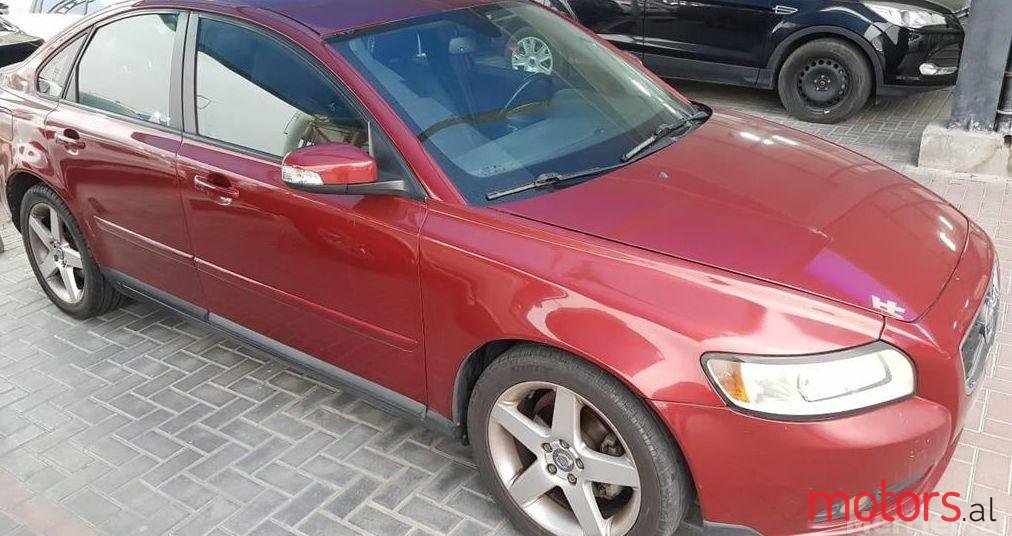 2011' Volvo S40 photo #1