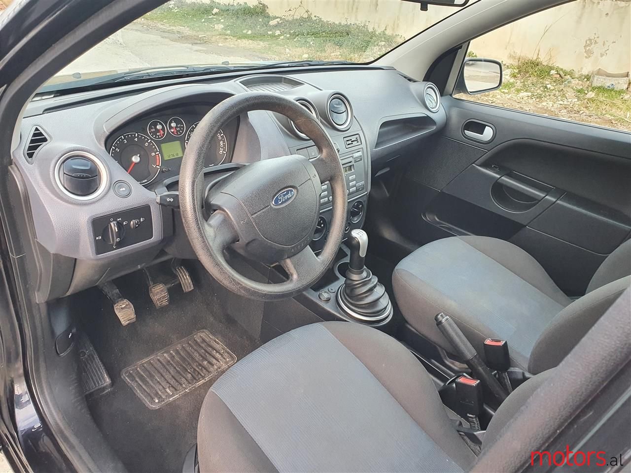 2006' Ford Fiesta photo #5