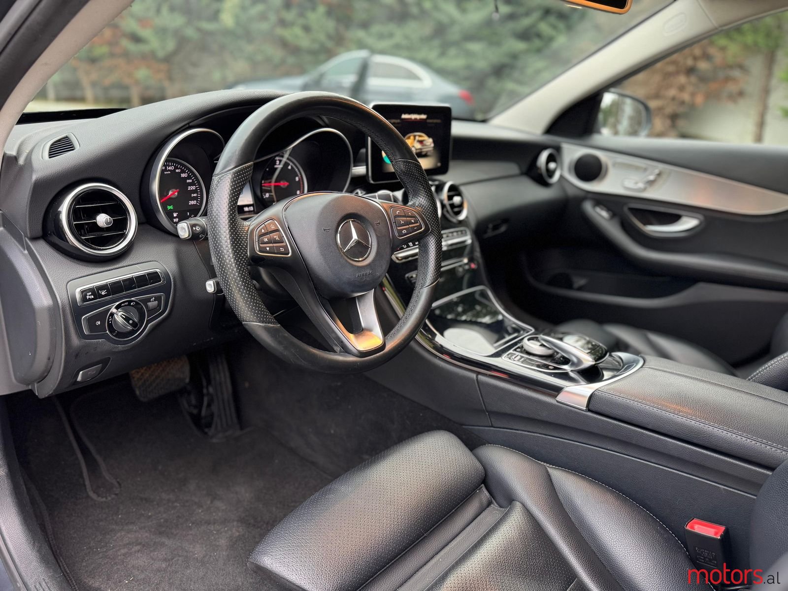 2015' Mercedes-Benz C 220 photo #5