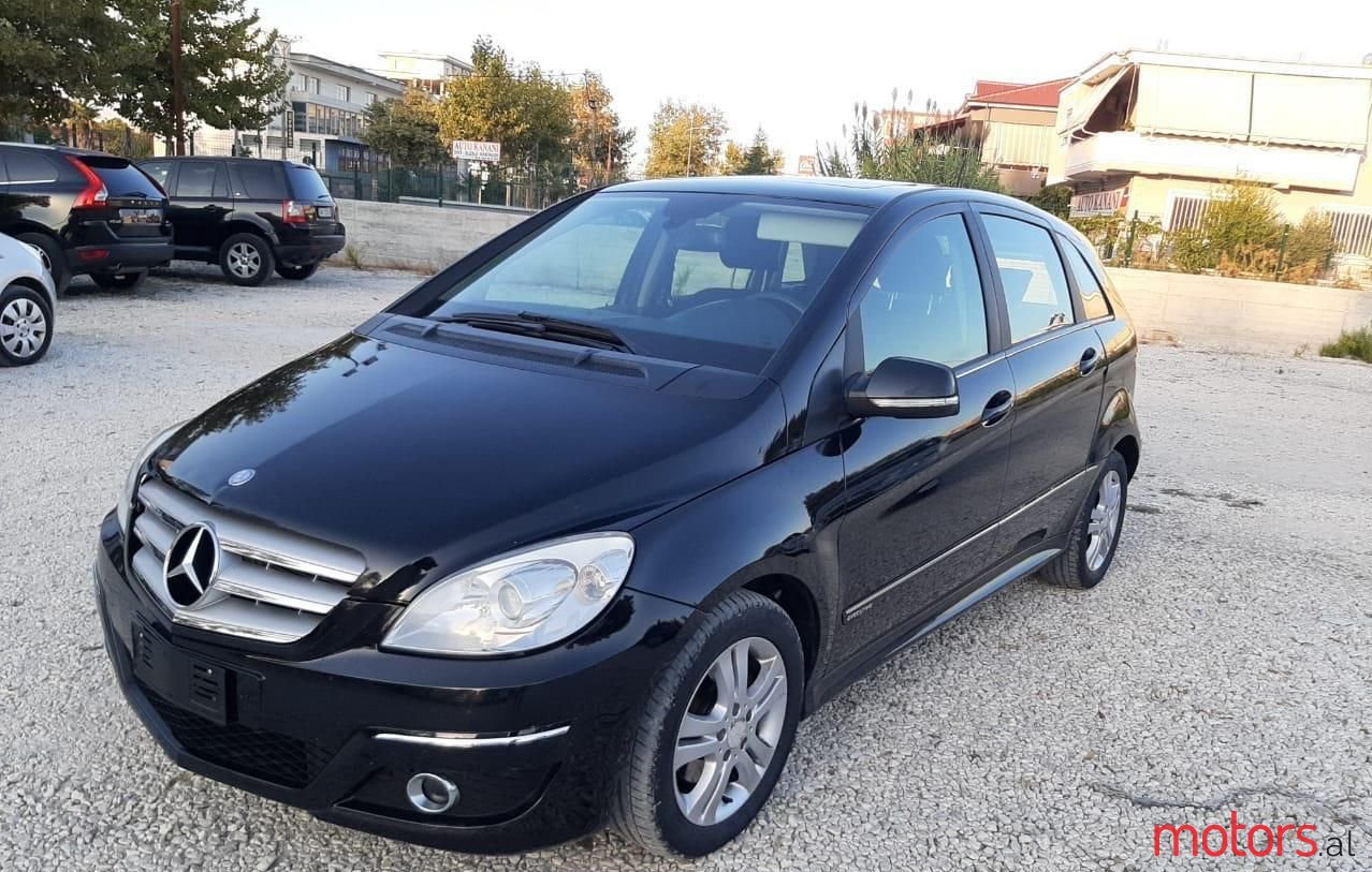 2010' Mercedes-Benz B 200 photo #1