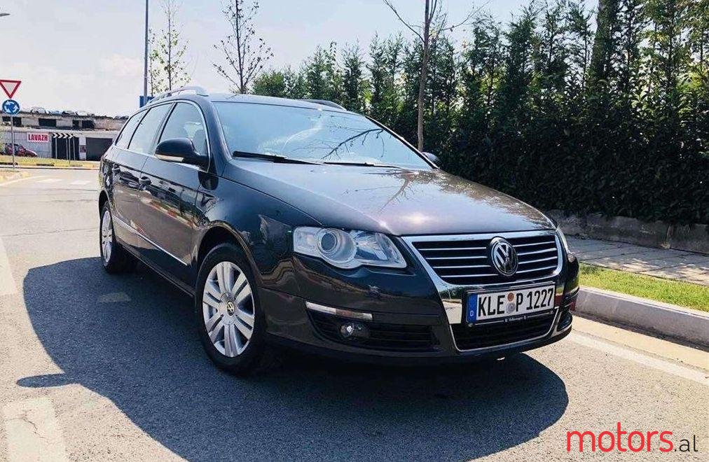 2007' Volkswagen Passat photo #1