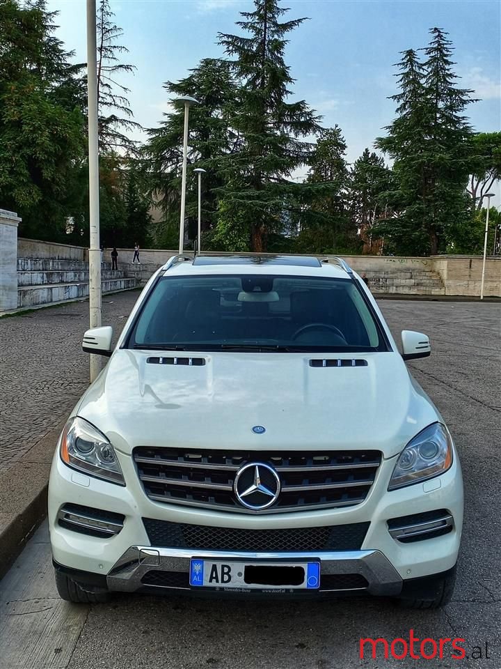 2012' Mercedes-Benz ML 350 photo #2