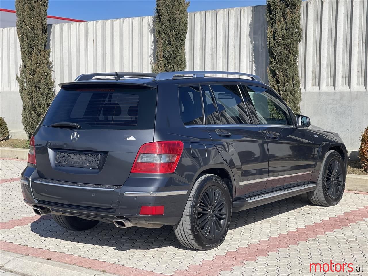 2009' Mercedes-Benz GLK 220 photo #2
