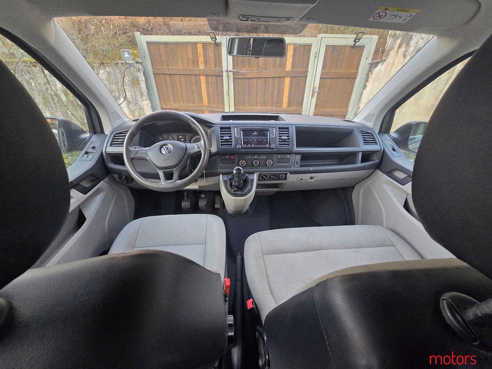 2018' Volkswagen T6 Transporter photo #2