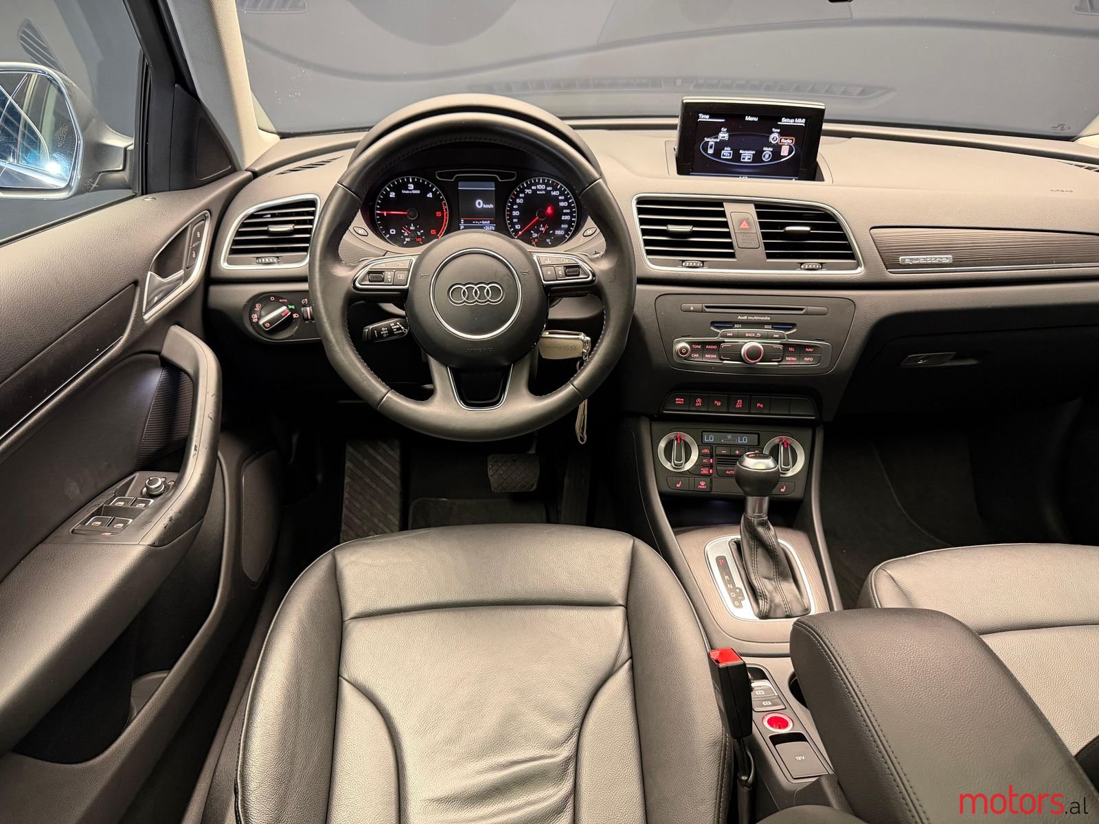 2013' Audi Q3 photo #6