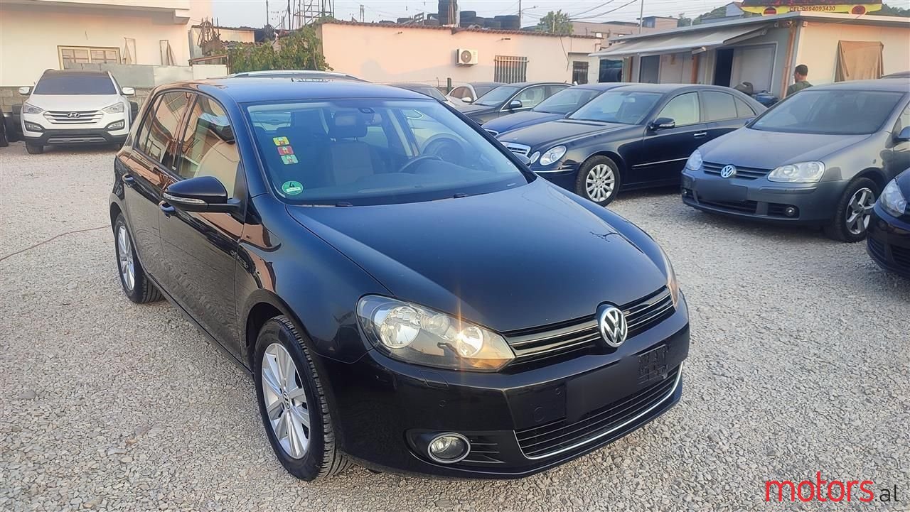 2012' Volkswagen Golf photo #4