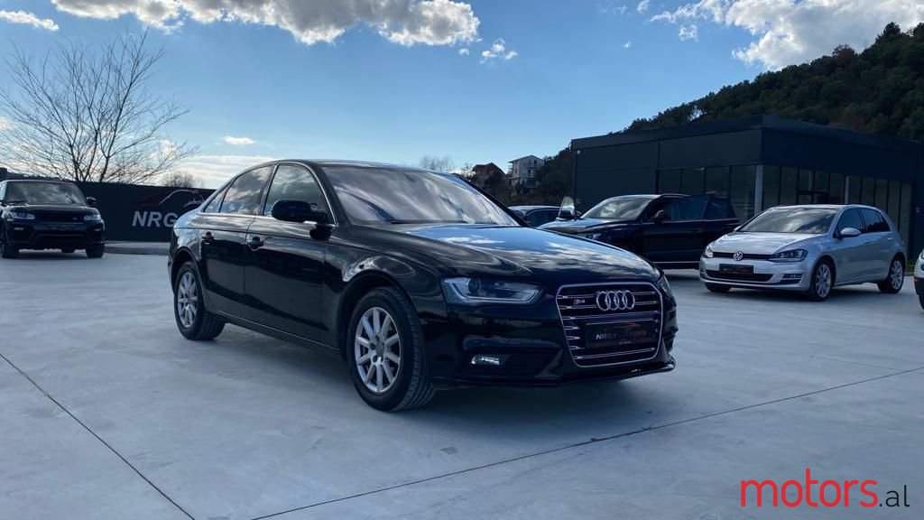 2013' Audi A4 photo #1