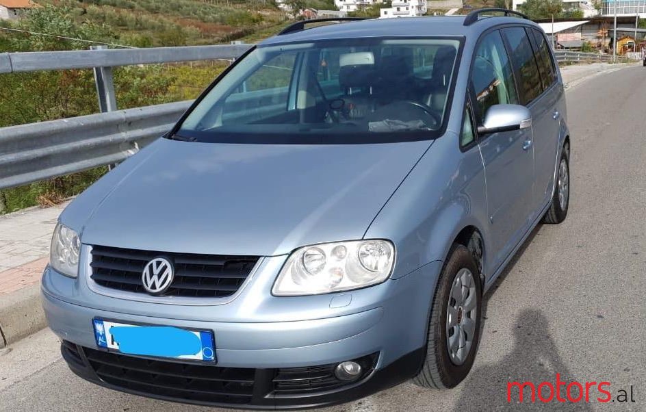 2006' Volkswagen Touran photo #1