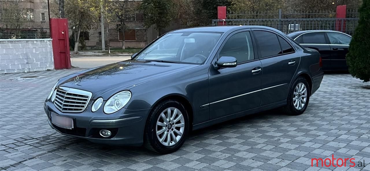 2007' Mercedes-Benz E 220 photo #5