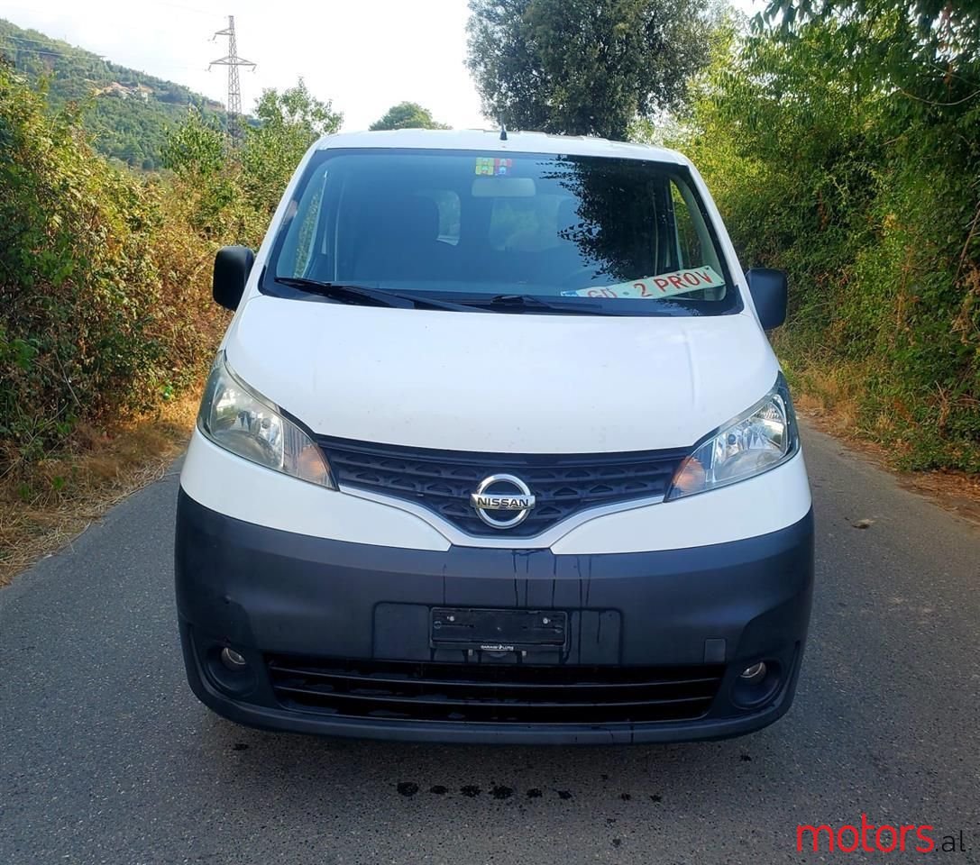 2012' Nissan NV200 photo #3