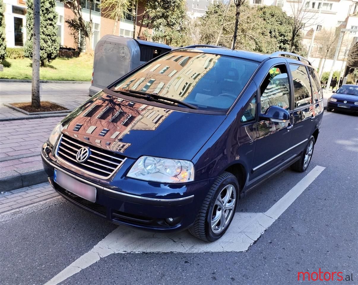 2007' Volkswagen Sharan photo #1