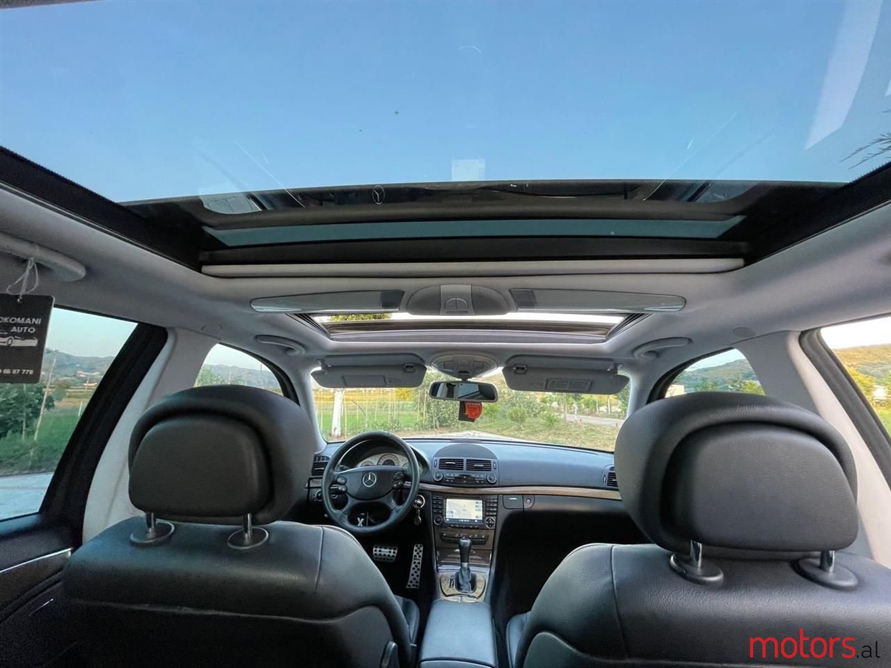 2008' Mercedes-Benz 320 photo #6