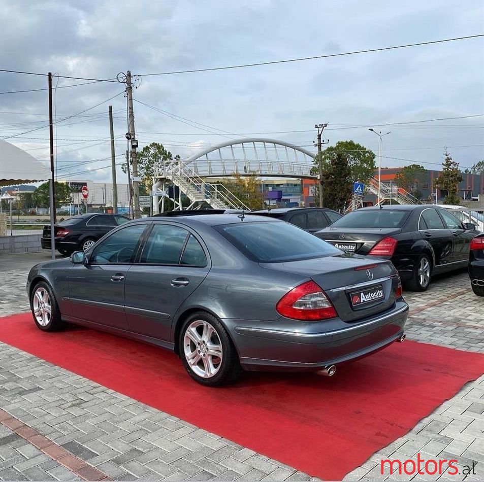 2006' Mercedes-Benz E 280 photo #1