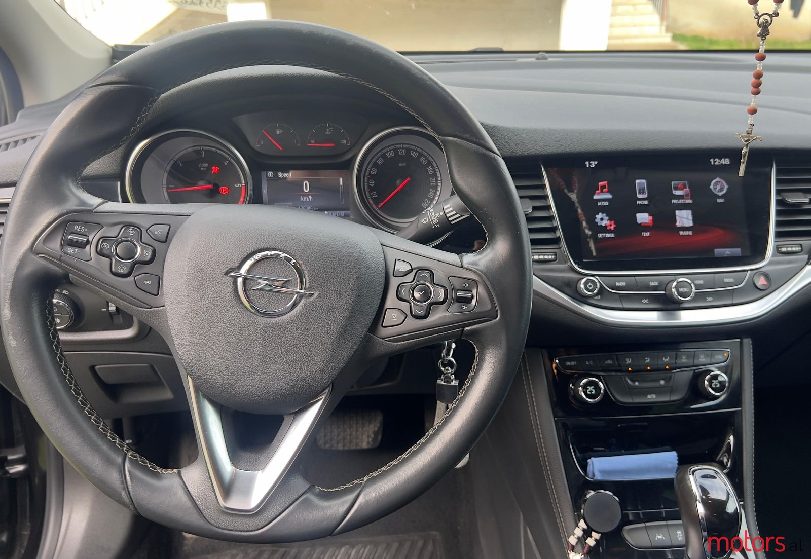 2017' Opel Astra photo #5