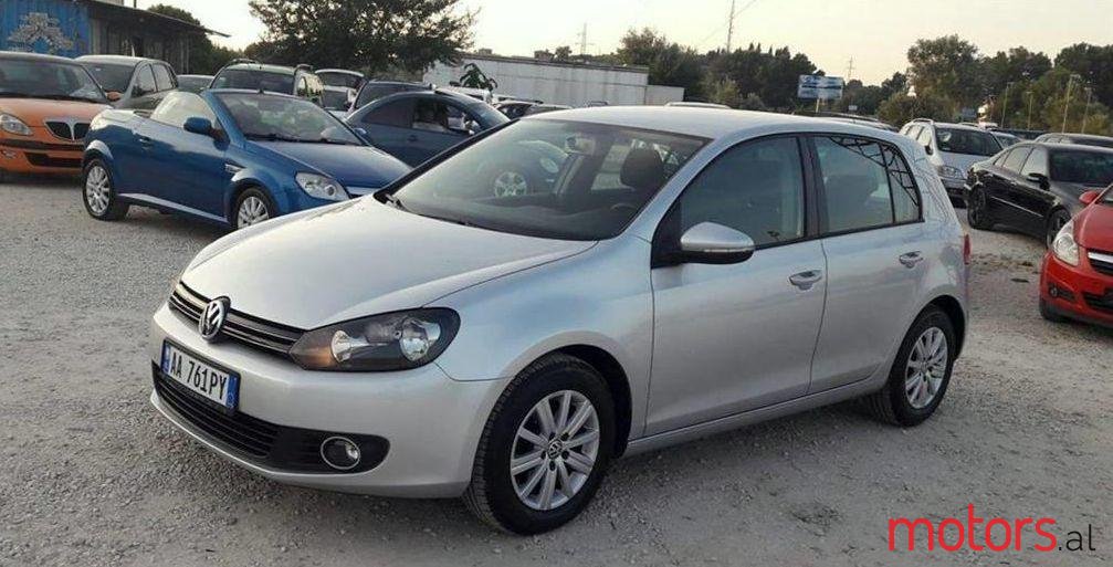 2012' Volkswagen Golf photo #1