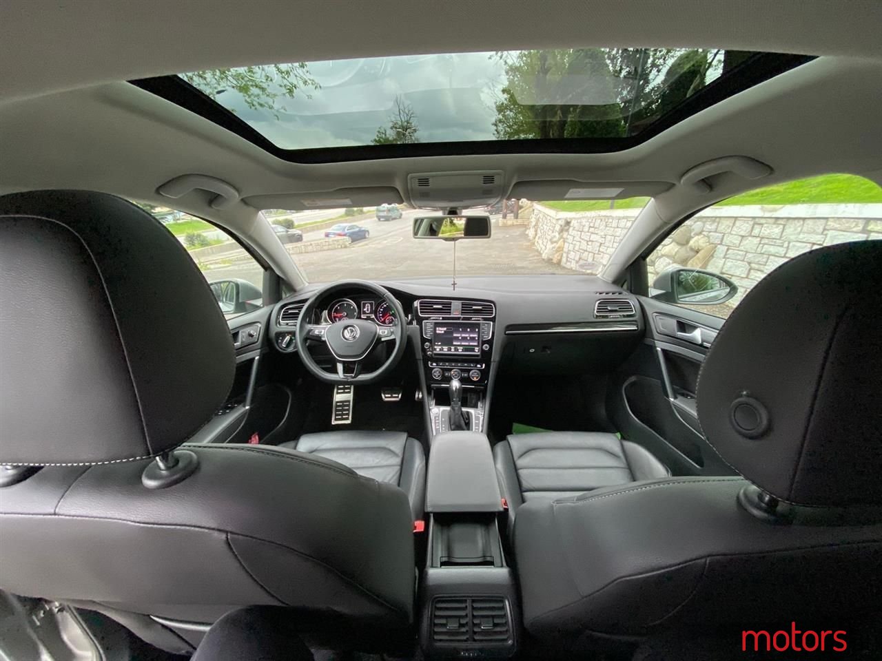 2014' Volkswagen Golf photo #4