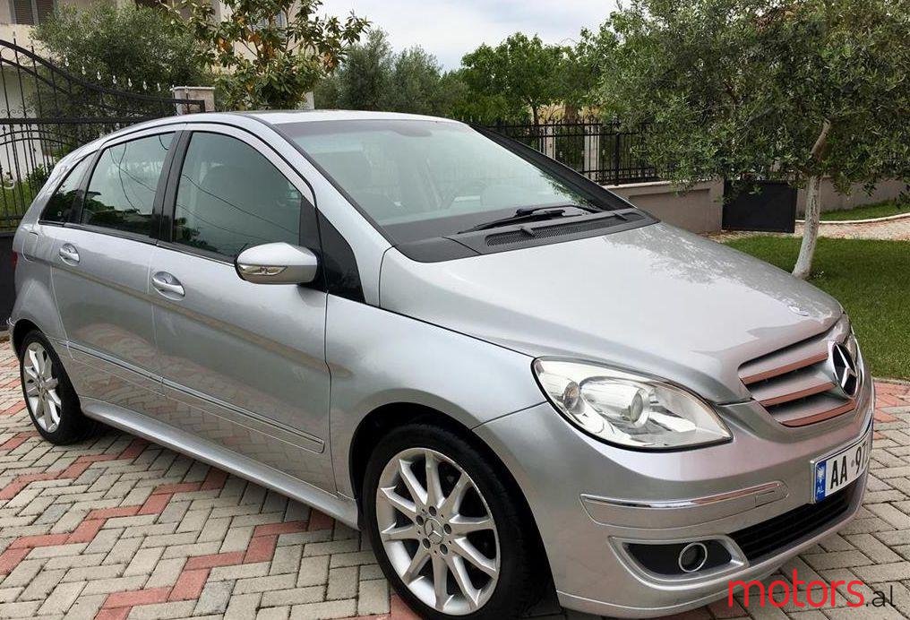 2006' Mercedes-Benz B 180 photo #1