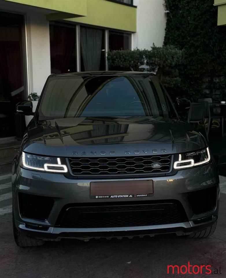 2020' Land Rover Range Rover Sport photo #3