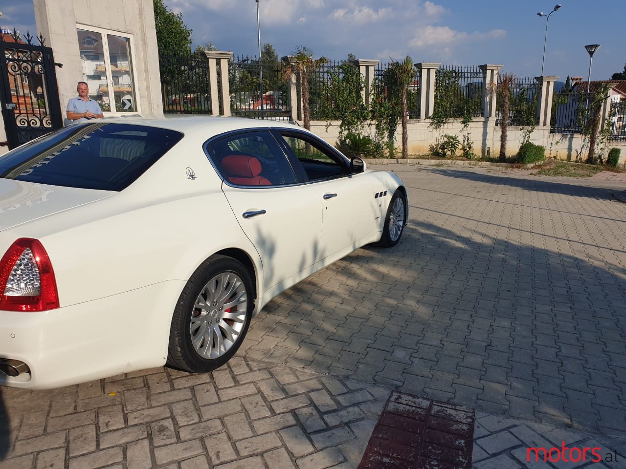 2011' Maserati Quattroporte photo #4