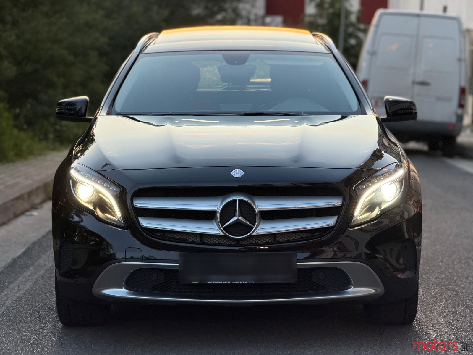 2015' Mercedes-Benz GLA 200 photo #6