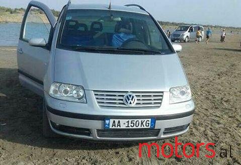 2002' Volkswagen Sharan photo #1