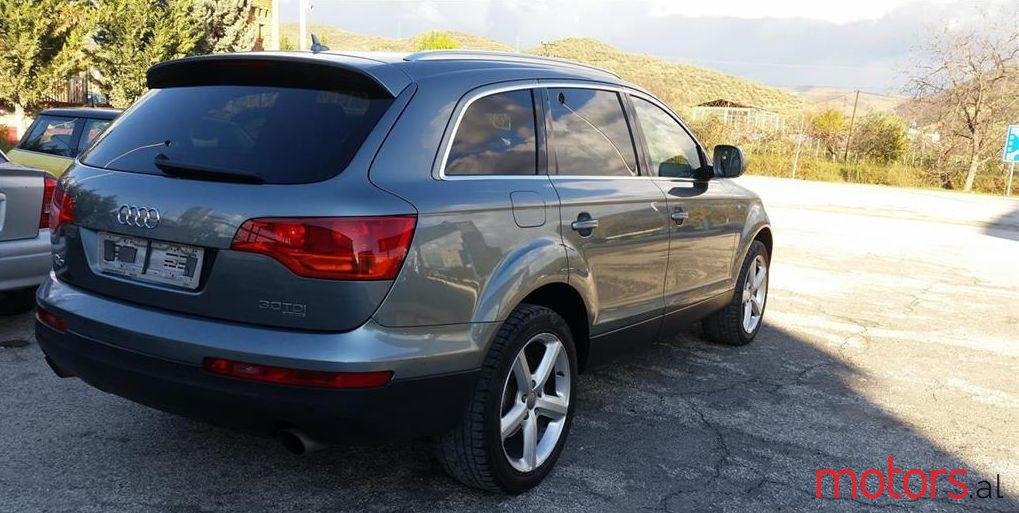 2008' Audi Q7 photo #2