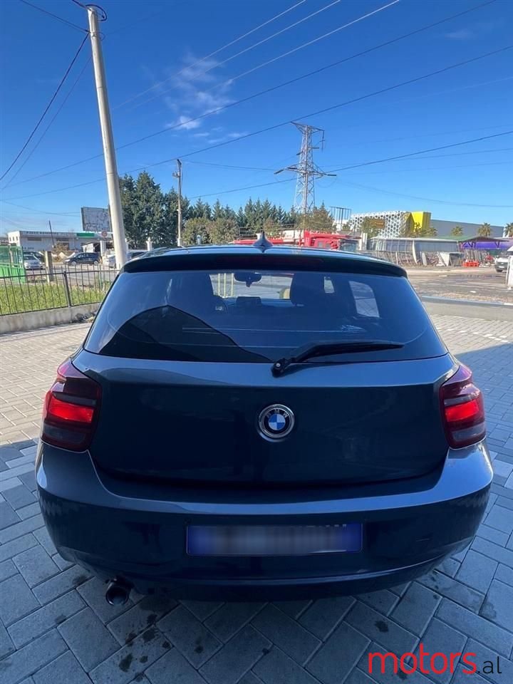 2010' Opel Astra photo #4