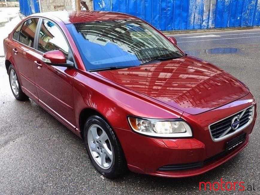 2012' Volvo S40 photo #2