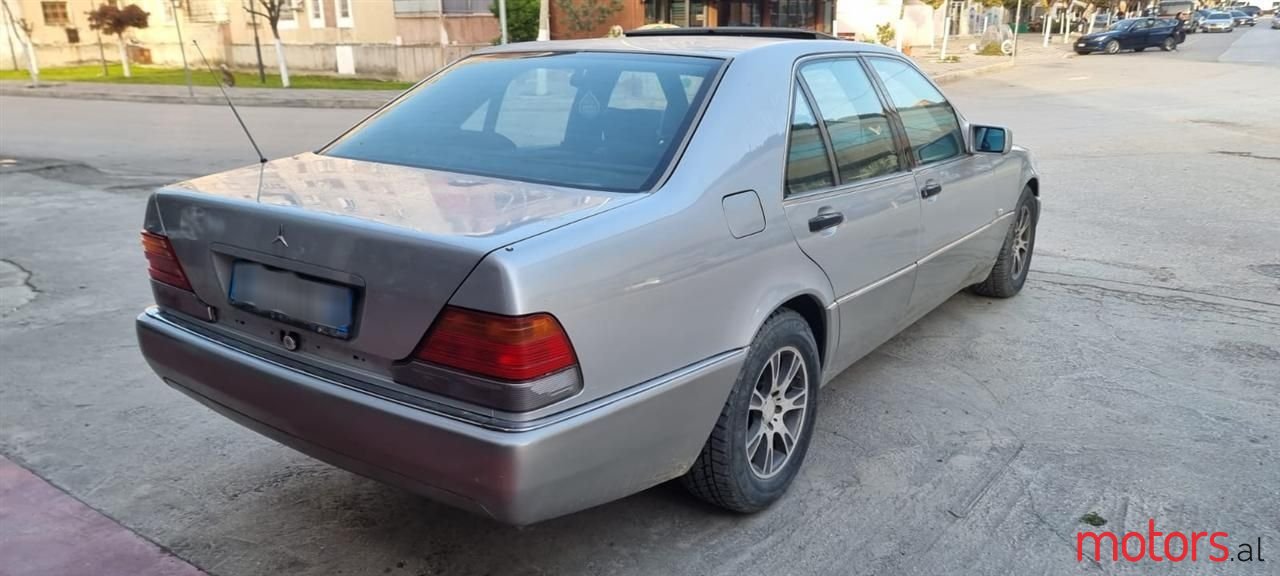 1995' Mercedes-Benz 320 photo #1