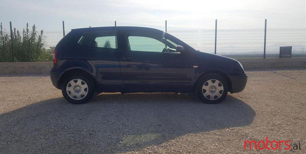 2003' Volkswagen Polo photo #1