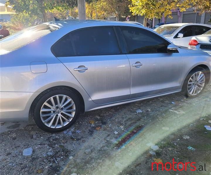 2014' Volkswagen Jetta photo #3