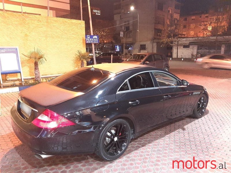 2007' Mercedes-Benz CLS 320 photo #3