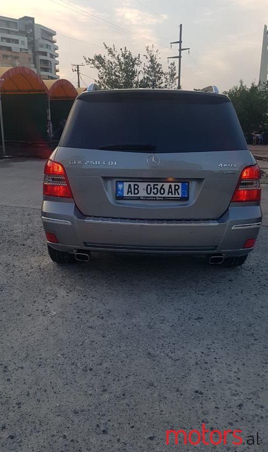 2012' Mercedes-Benz GLK 250 photo #2