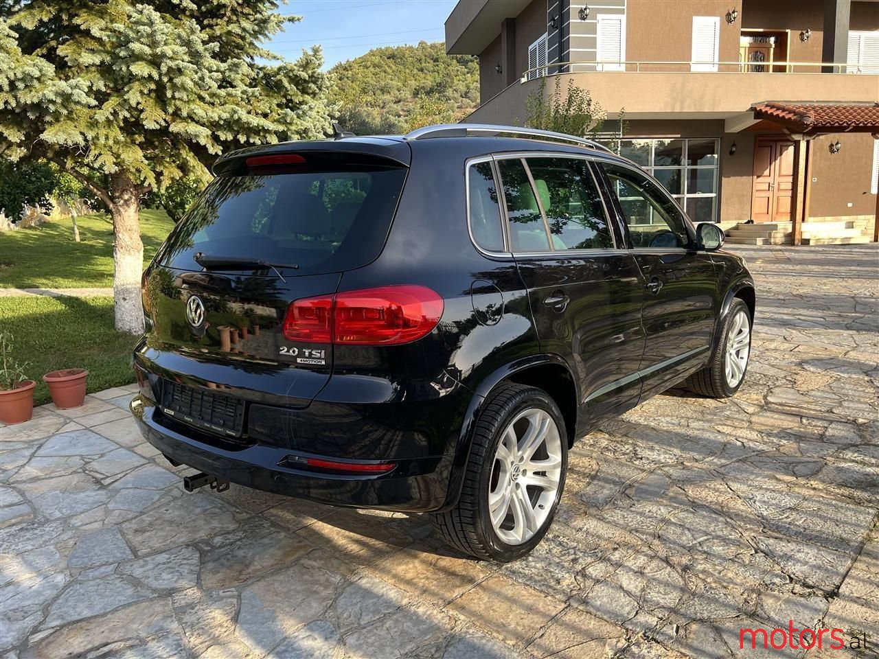 2013' Volkswagen Tiguan photo #5