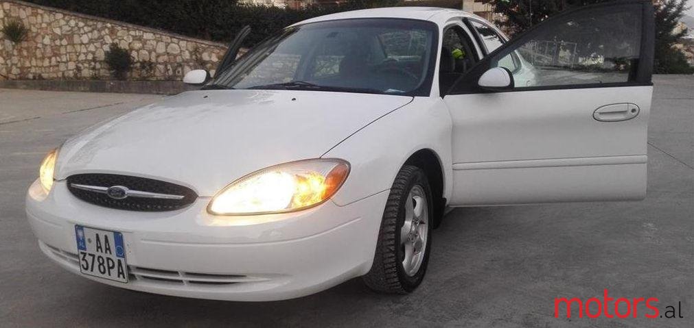 2002' Ford Taurus photo #2