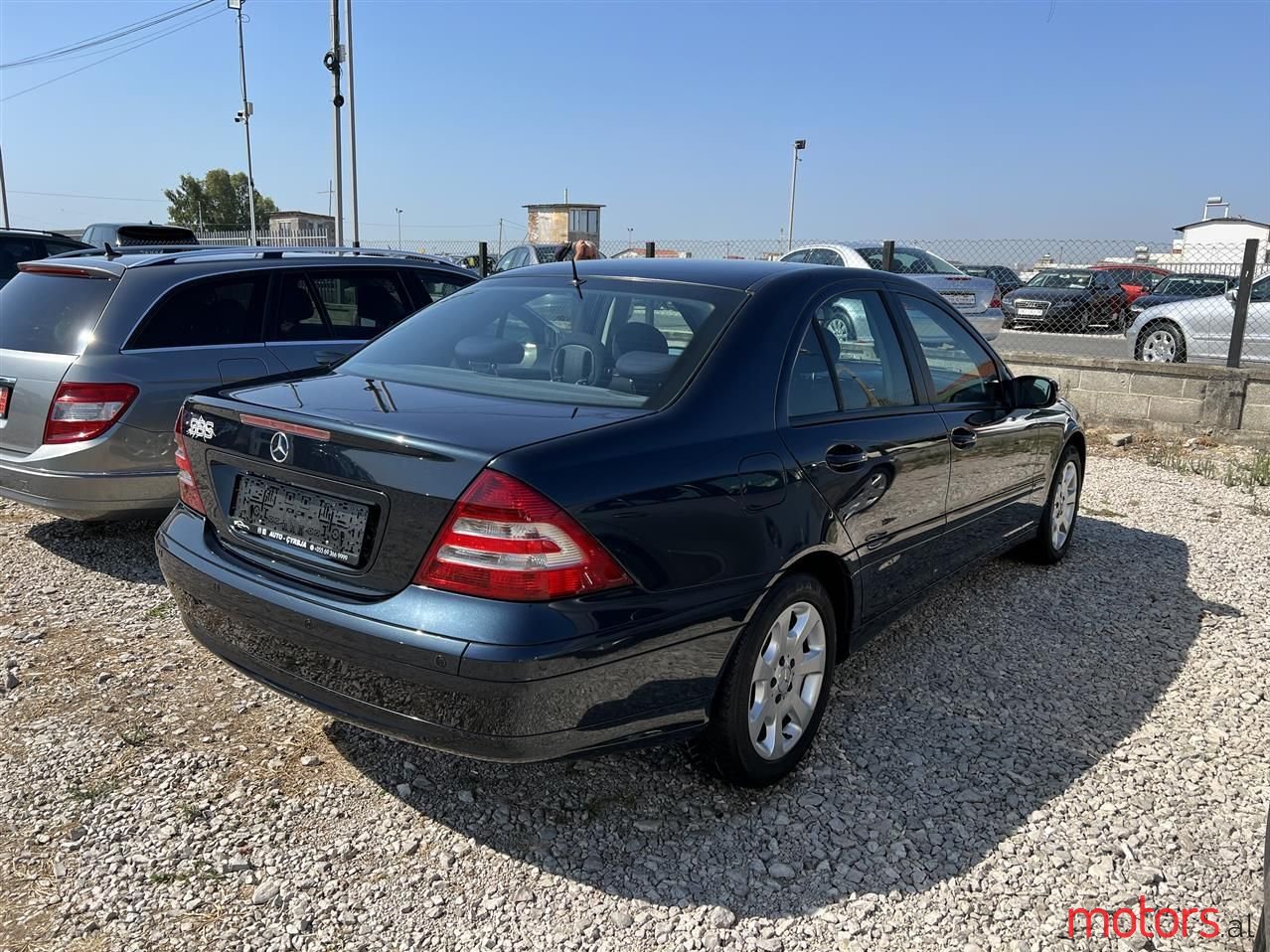 2004' Mercedes-Benz C 200 photo #2