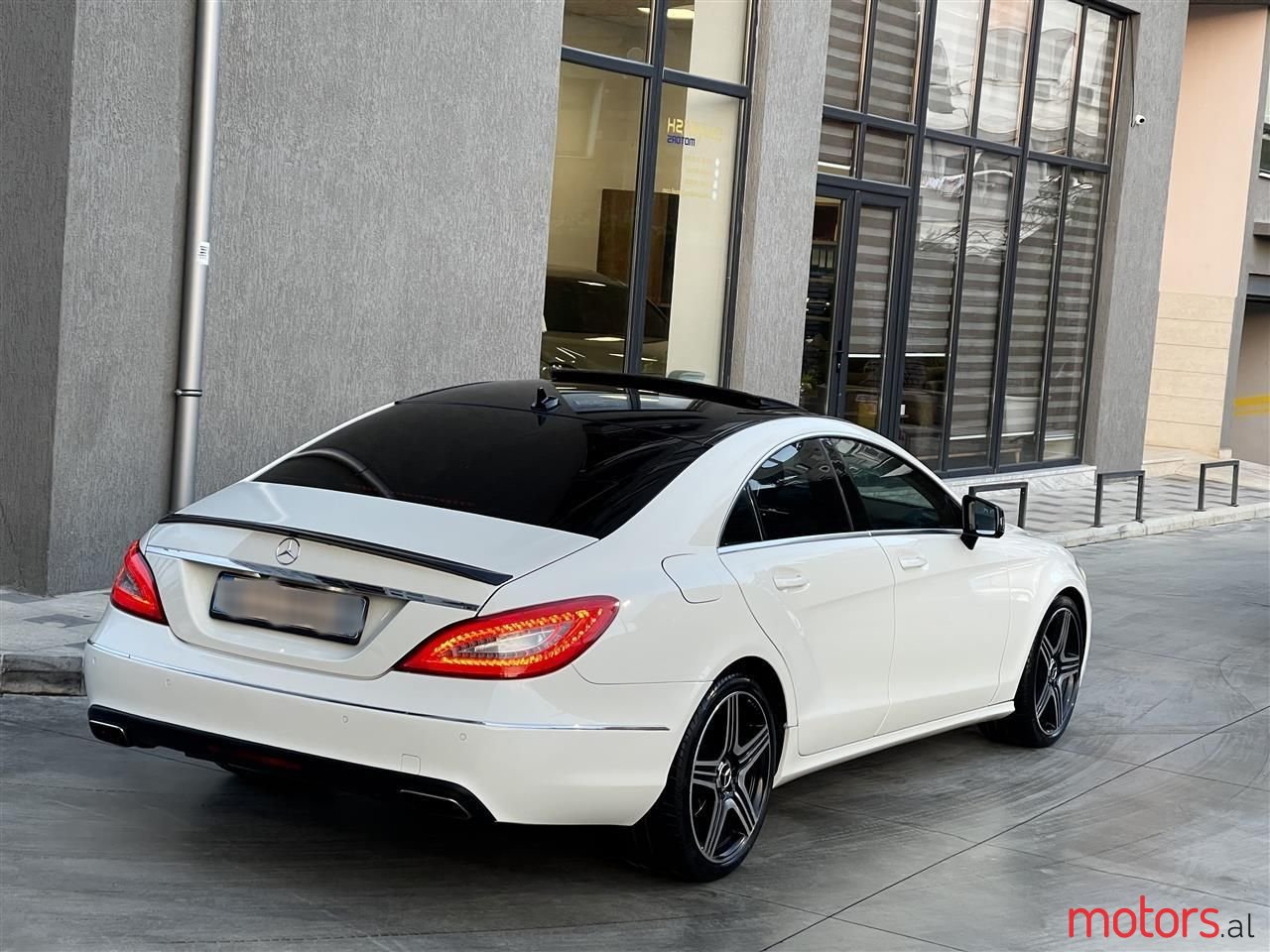 2011' Mercedes-Benz CLS 350 photo #5