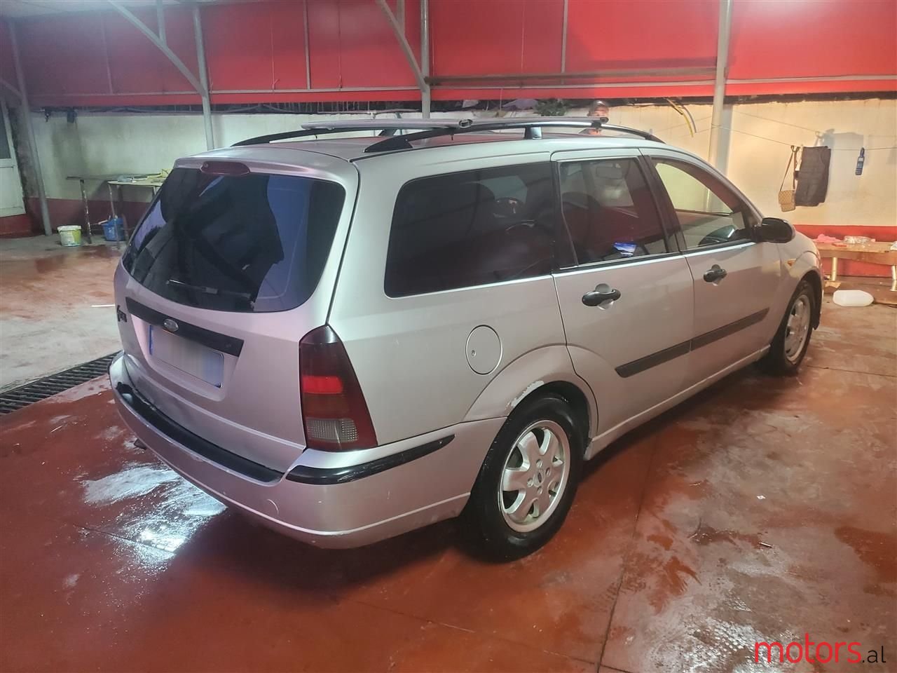 2002' Ford Focus photo #2