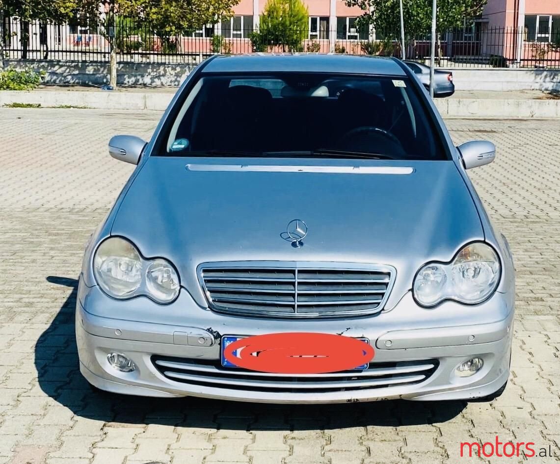 2005' Mercedes-Benz C 200 photo #2